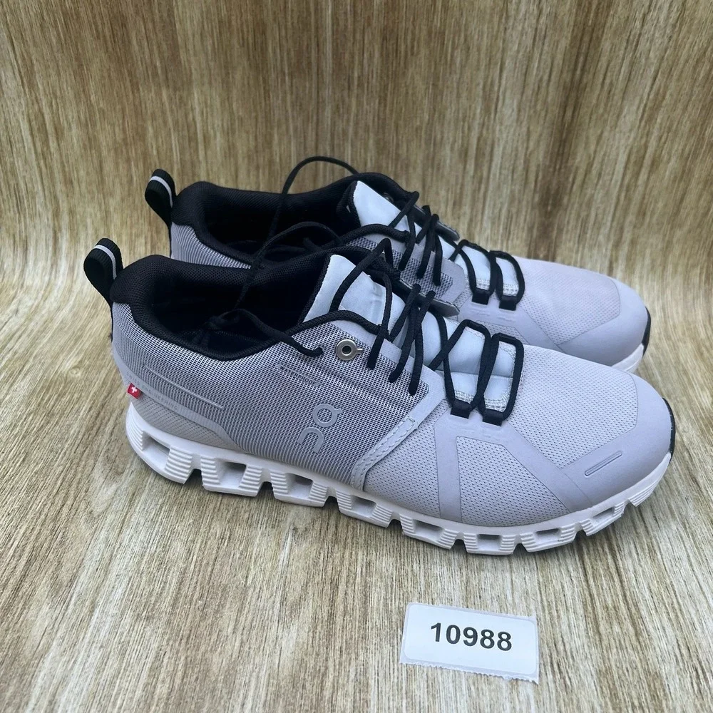 On Cloud 5 Waterproof Sneakers Women's Size 8 Grey Black Athletic 19.99986